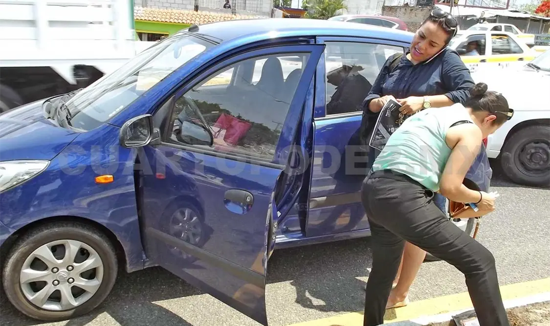 Lo “pescó” un taxi por atrás