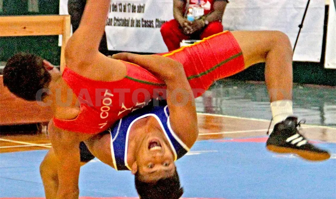Luchadores se destacan en tercer Serial Nacional