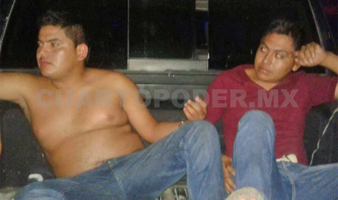 Dos jóvenes fueron detenidos por robo de auto en el municipio de Villacorzo. Dalia Villatoro / CP