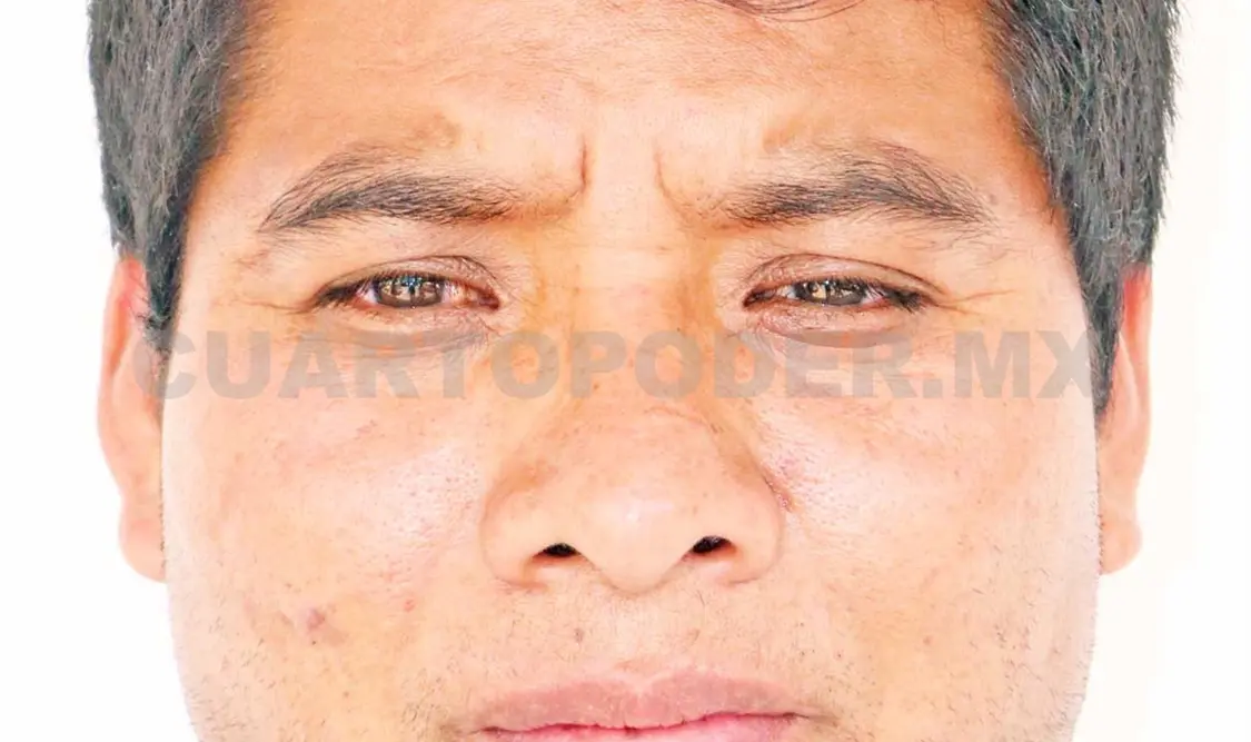 Santiago López.