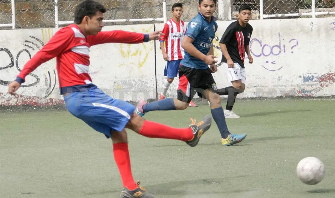 Deportivo US lidera el torneo de liga