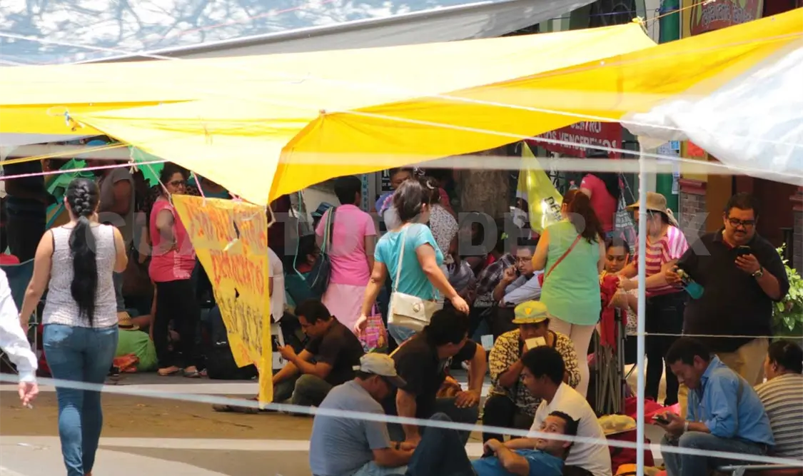 Los negocios más afectados son los restaurantes ubicados en el centro de la capital, ya que los comensales han dejado de asistir. Guillermo Ramos / CP