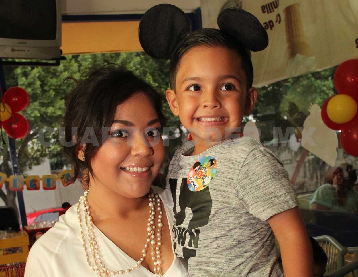Fiesta de cumpleaños para José Antonio