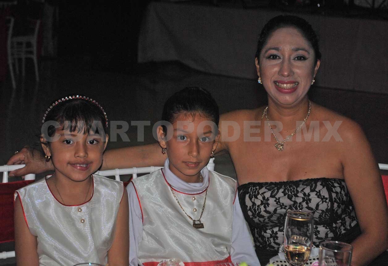 Emotiva velada para Zaira y Fredy