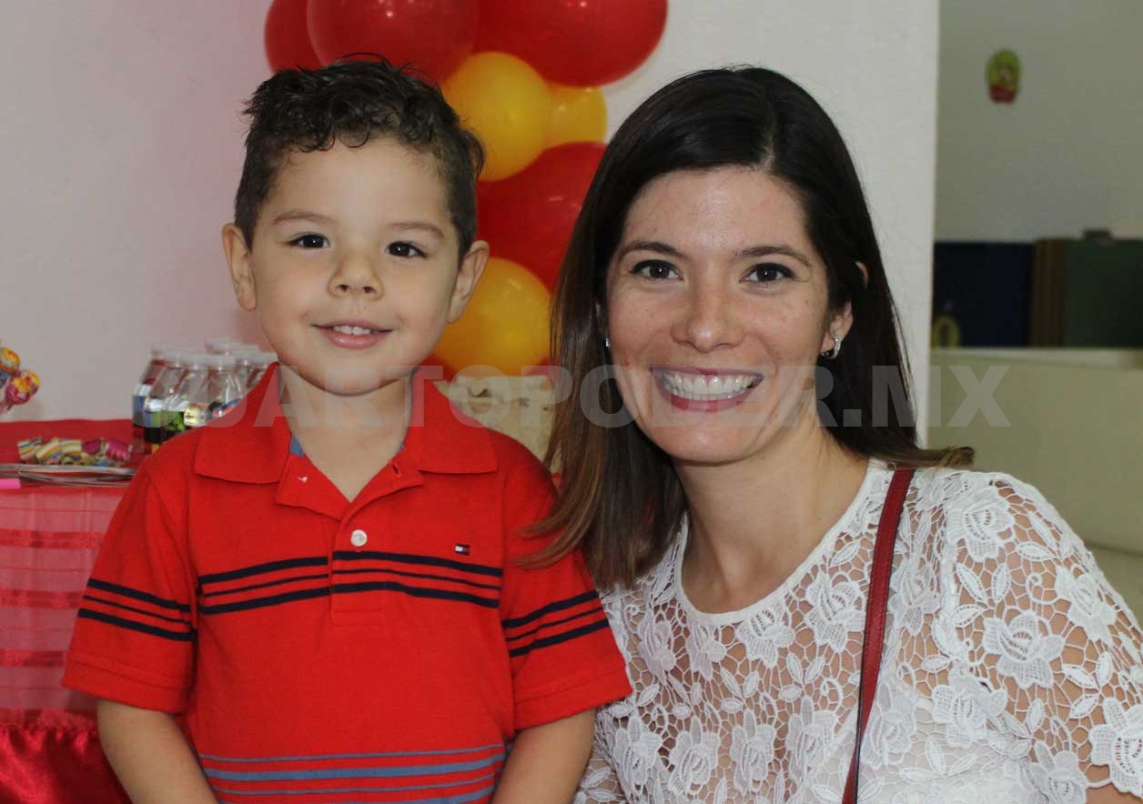 Fiesta de cumpleaños para José Gabriel