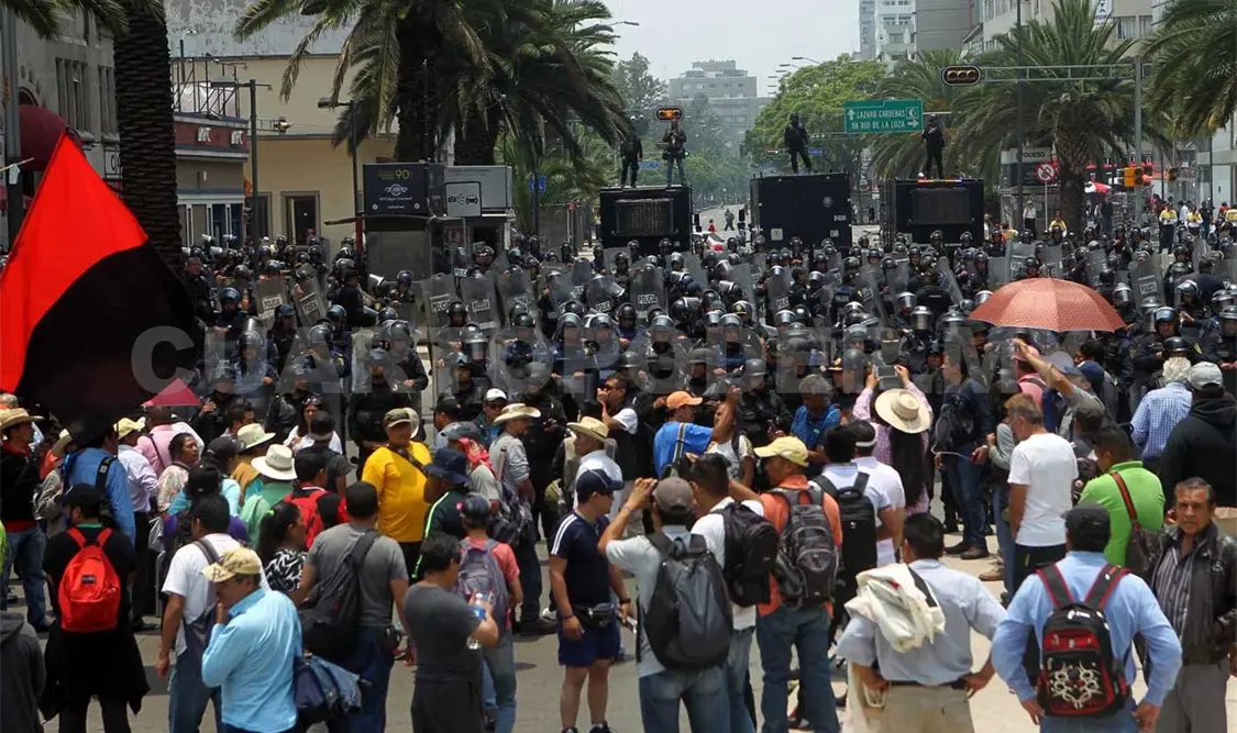 Operativo policiaco ante marchas