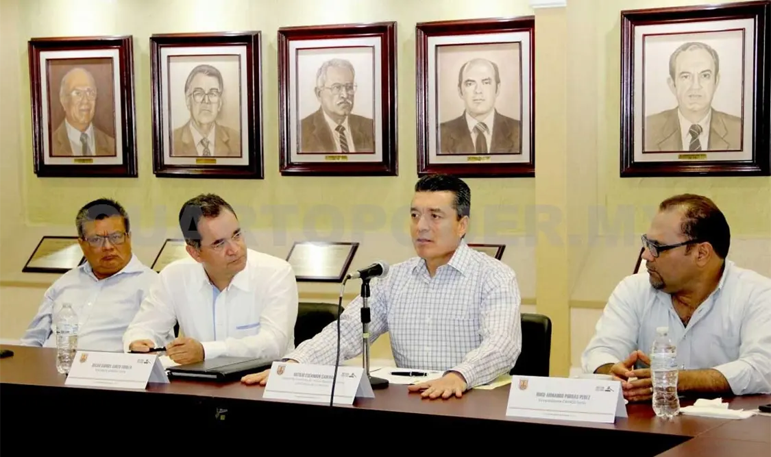 Se reúne Escandón con empresarios