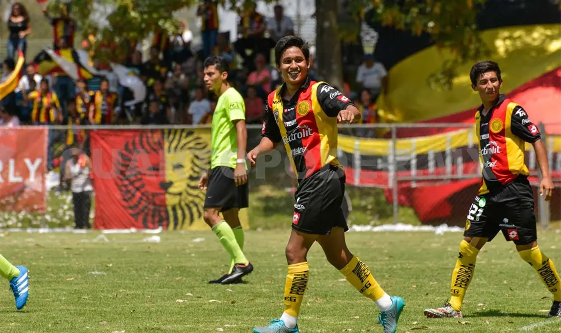 Leones Negros da golpe de autoridad