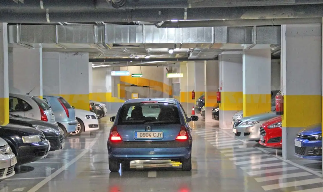 En estudio, resolución sobre cobro de estacionamiento