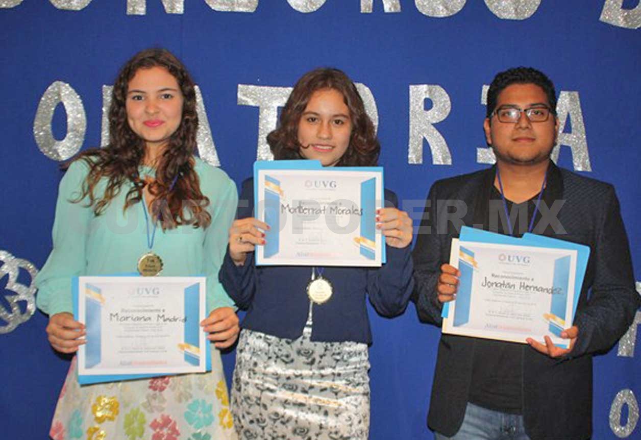 Jóvenes participan en concurso de oratoria