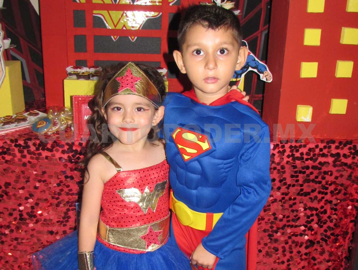 Hermanitos celebraron juntos un año más