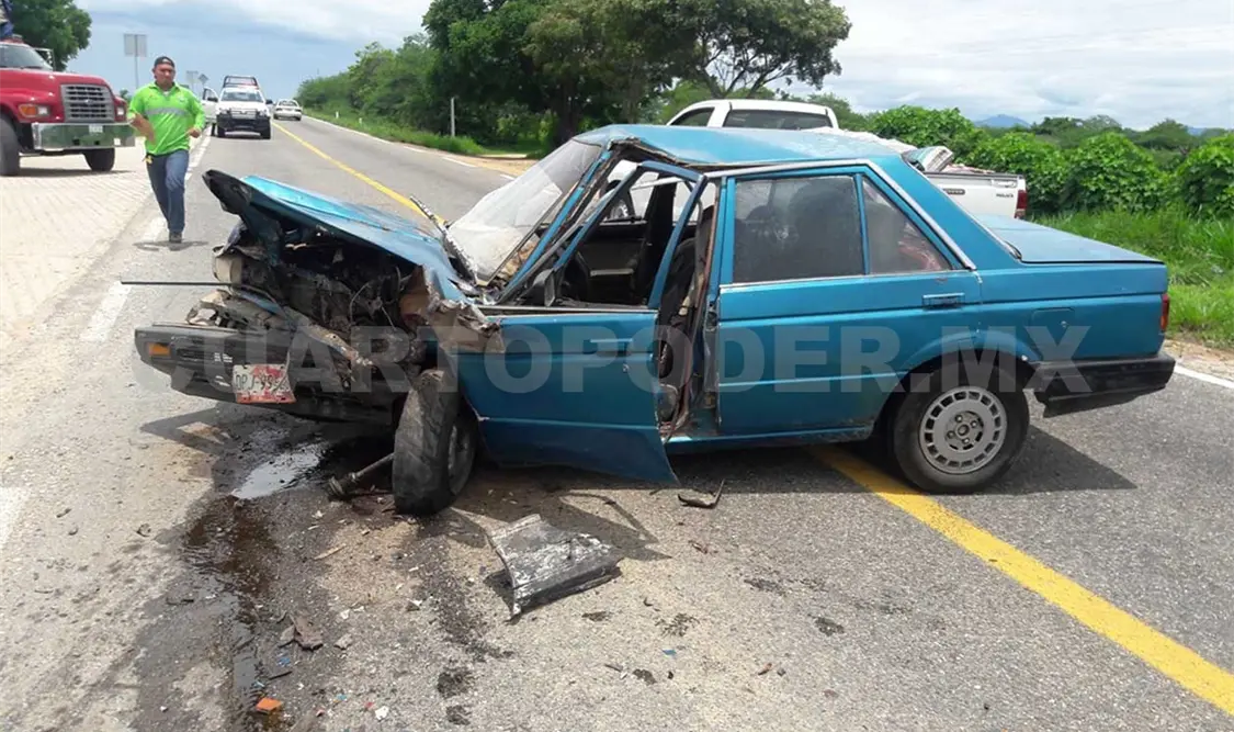 Ebrio causa accidente