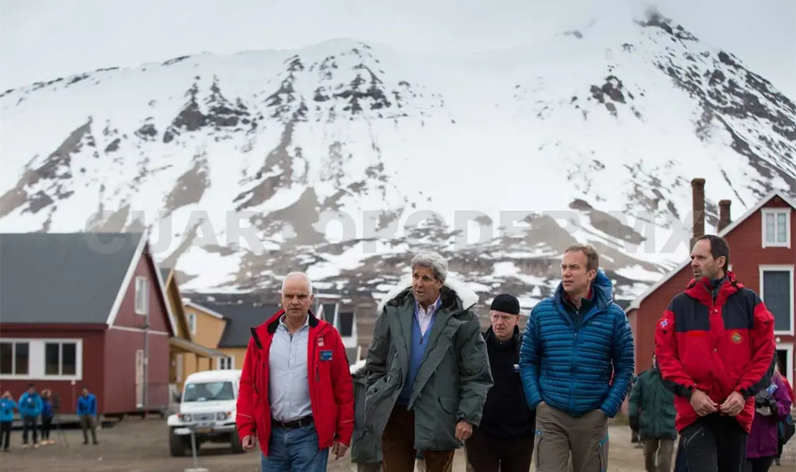Kerry visita el ártico para ver impacto