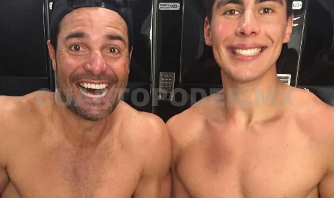 Chayanne pone el ejemplo a su hijo