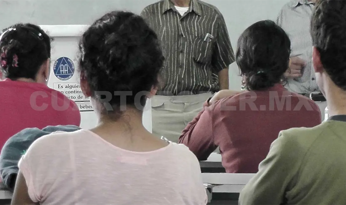 Aumentan mujeres con alcoholismo