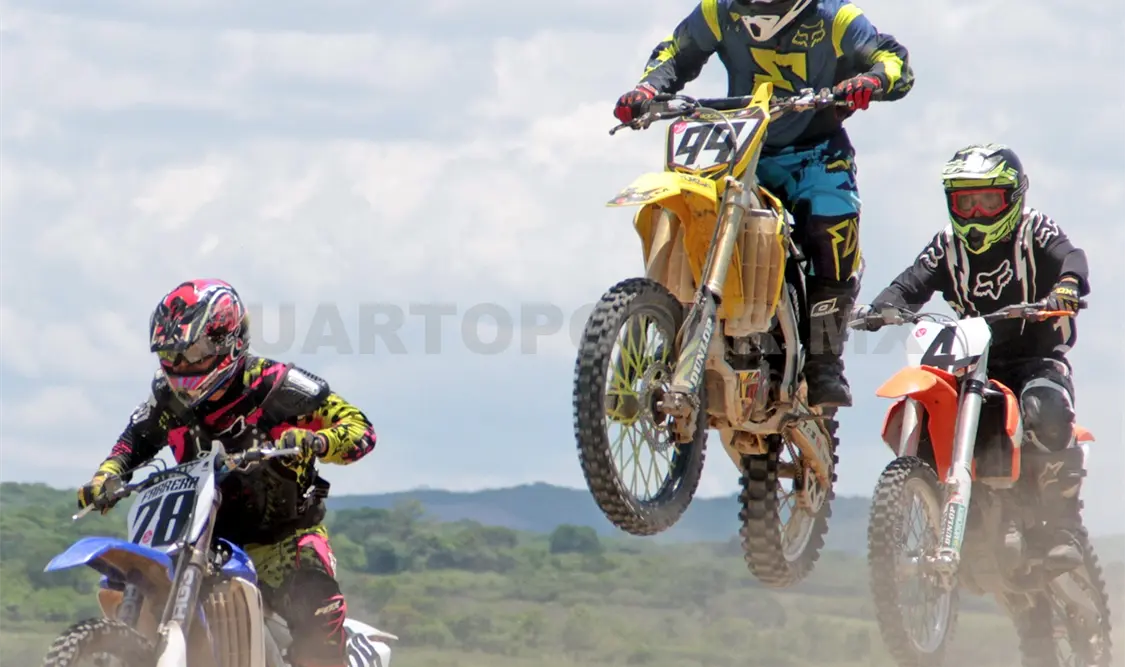 Se dieron cita para participar 60 pilotos de las diferentes categorías.