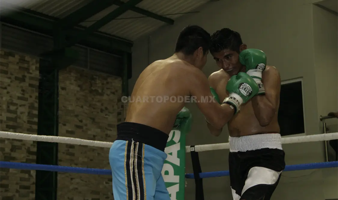 Mientras que en la batalla semifinal, la cual está estipulada a cuatro “rounds”, Jesús “Pretty Boy” Montes de Oca enfrentará a Edgardo Prospecto. Cortesía