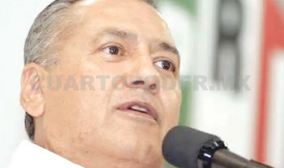 Beltrones renuncia a dirigencia