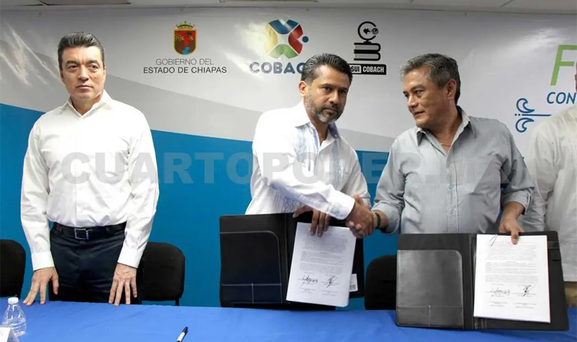 Sindicato firma Contrato Colectivo