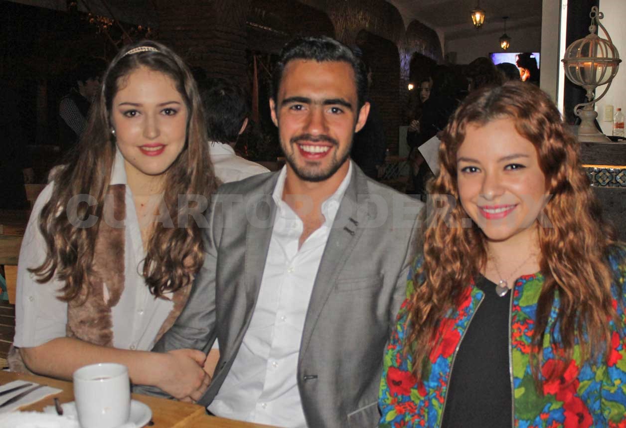 Amigos pasaron una increíble velada