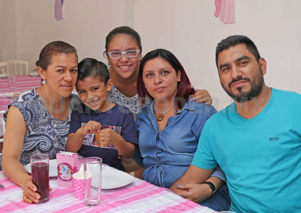 Una súper fiesta para Camila