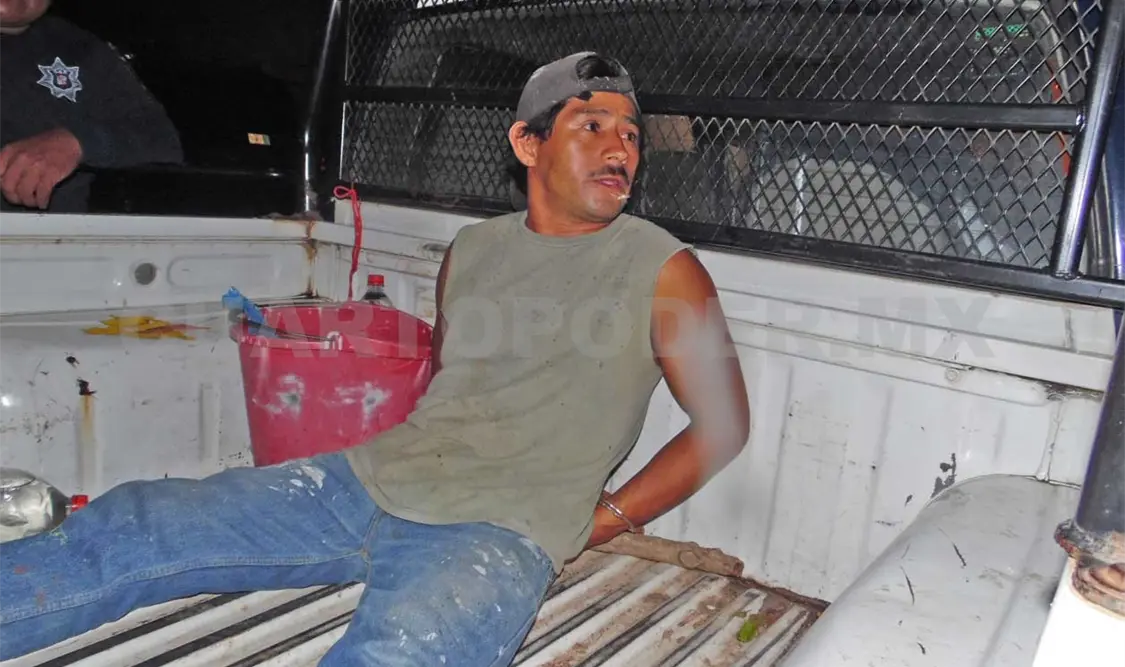 Con machete defendía su estacionamiento