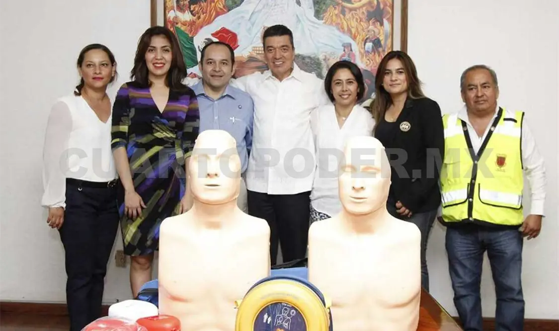 Rutilio Escandón agradeció esta entrega que será de mucho apoyo para la Coordinación de Protección Civil del PJE, que cada día está capacitando más a las brigadas. CP
