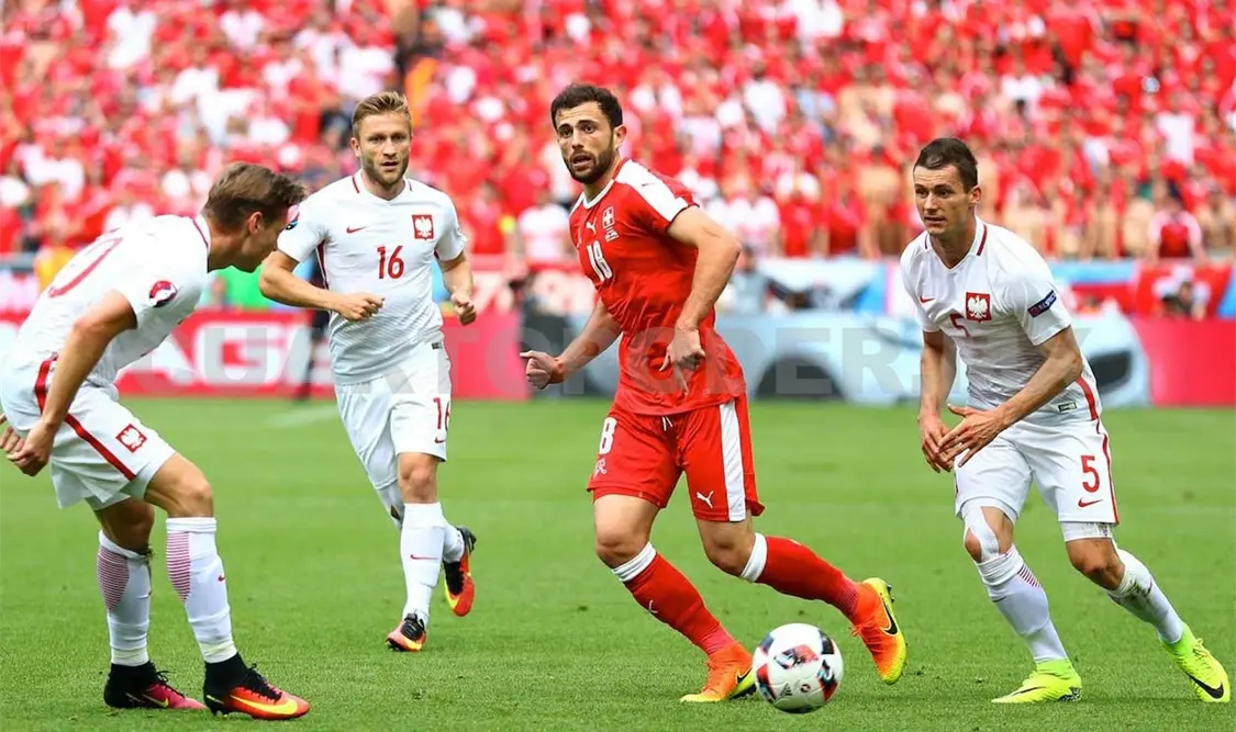 Los polacos jugarán el jueves 30 de junio los cuartos de final de la Eurocopa 2016 ante Portugal. Agencias
