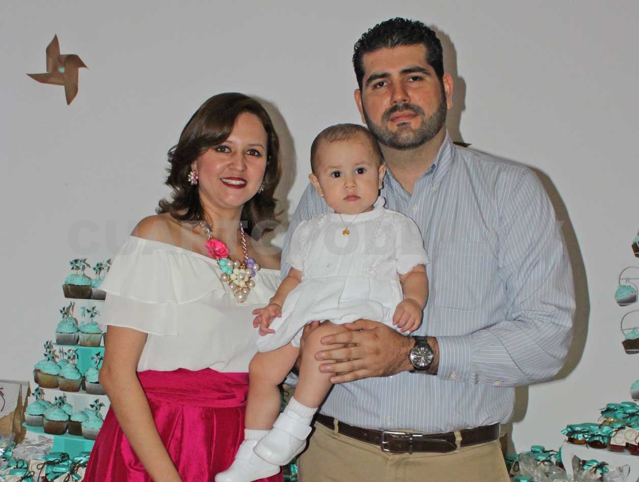 Gabriel Enrique recibió el bautismo