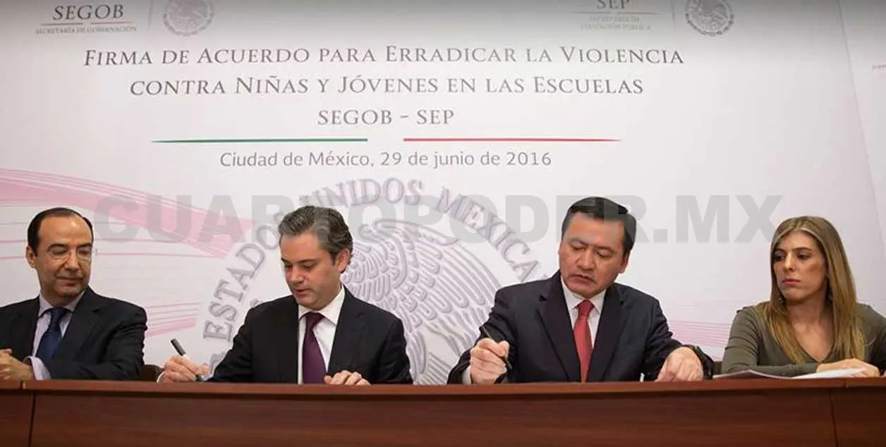 Gobernación y SEP firman acuerdo a favor de las niñas