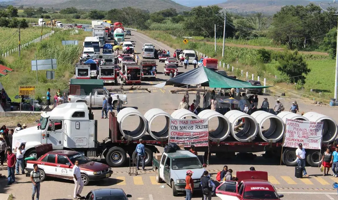 Bloqueos en 20 puntos de Oaxaca