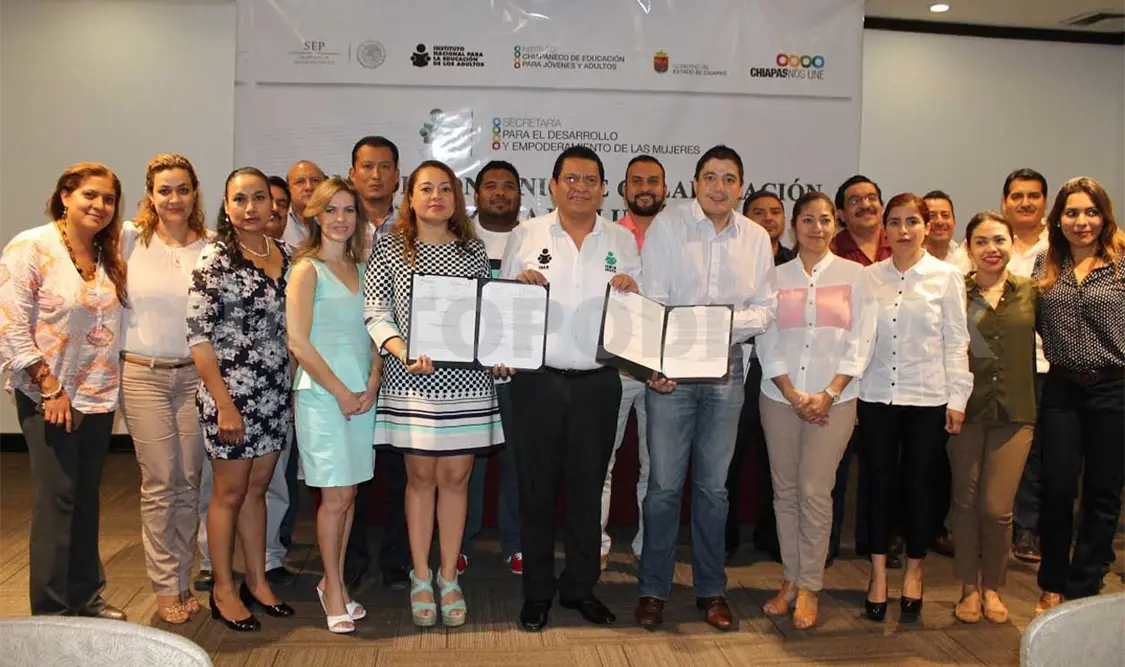 Sedem firma convenio de educación para mujeres