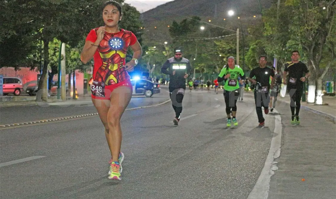 Una ola neón Iluminará las calles de Tuxtla