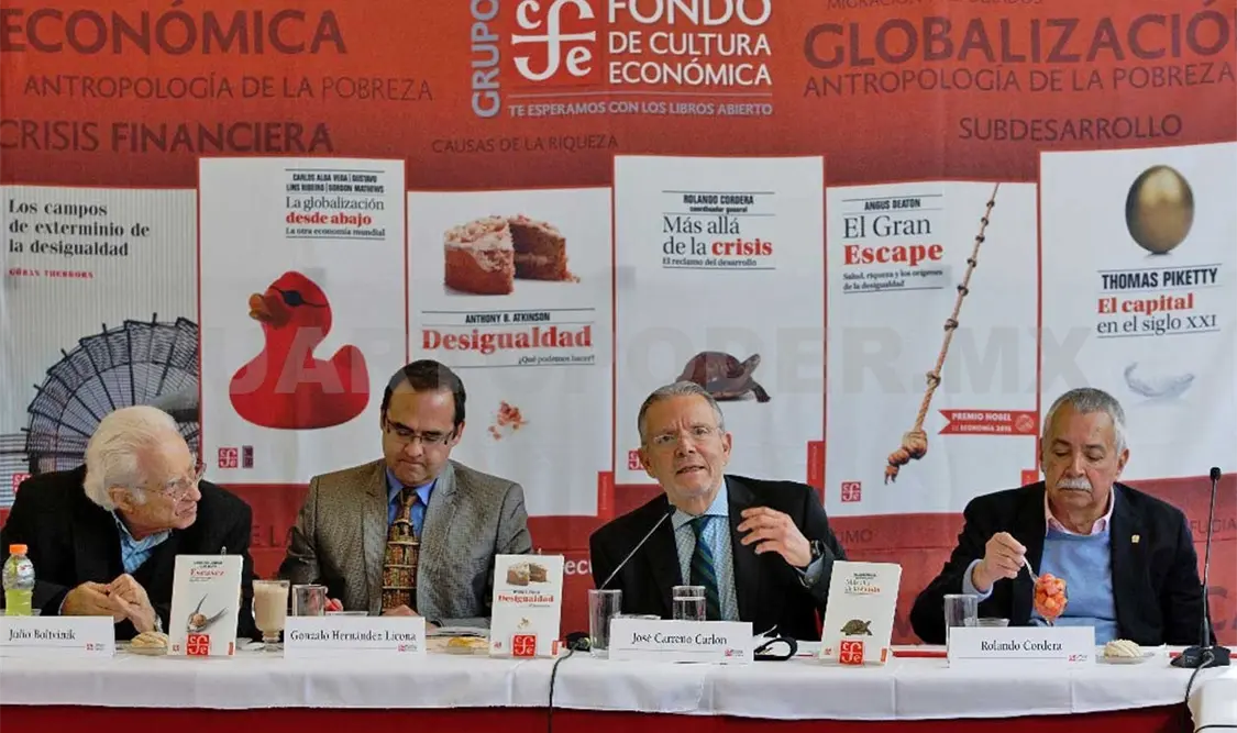La Feria del Libro de Economía de la Desigualdad 2016 se lleva a cabo en el centro cultural Bella Época. Cortesía