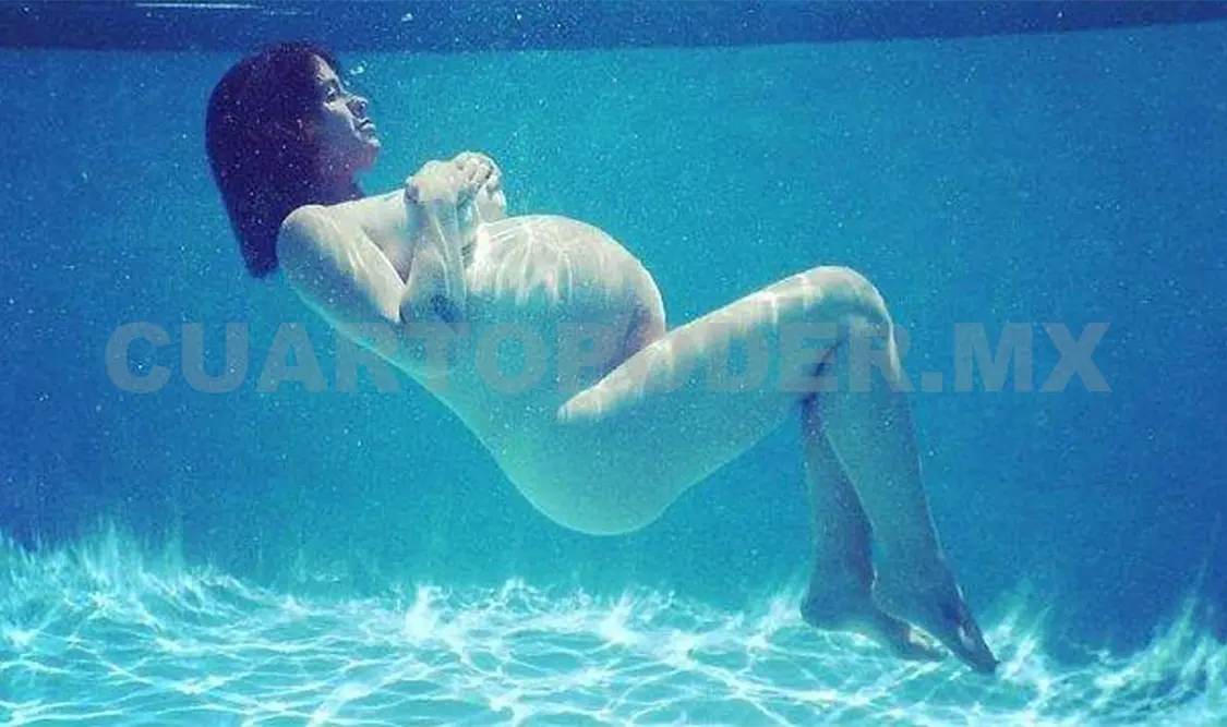 Alanis Morissette comparte foto bajo el agua
