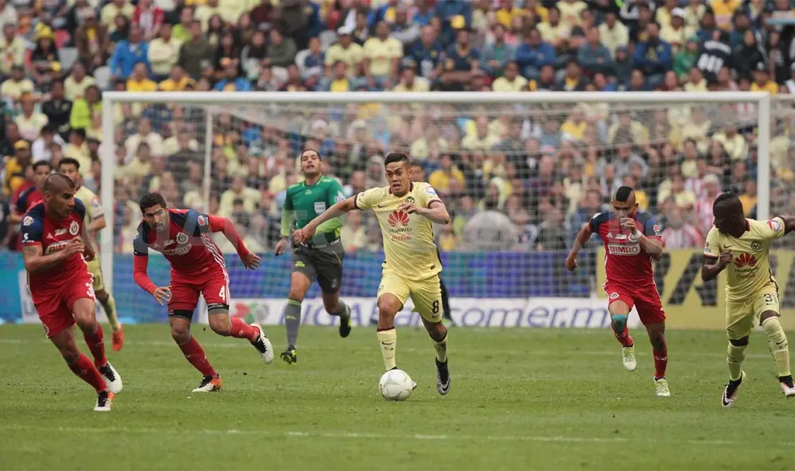 América entrena antes de enfrentar a Red Bull