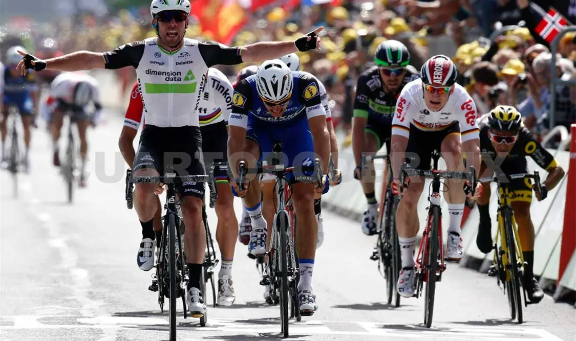Cavendish gana tercera etapa del Tour de Francia