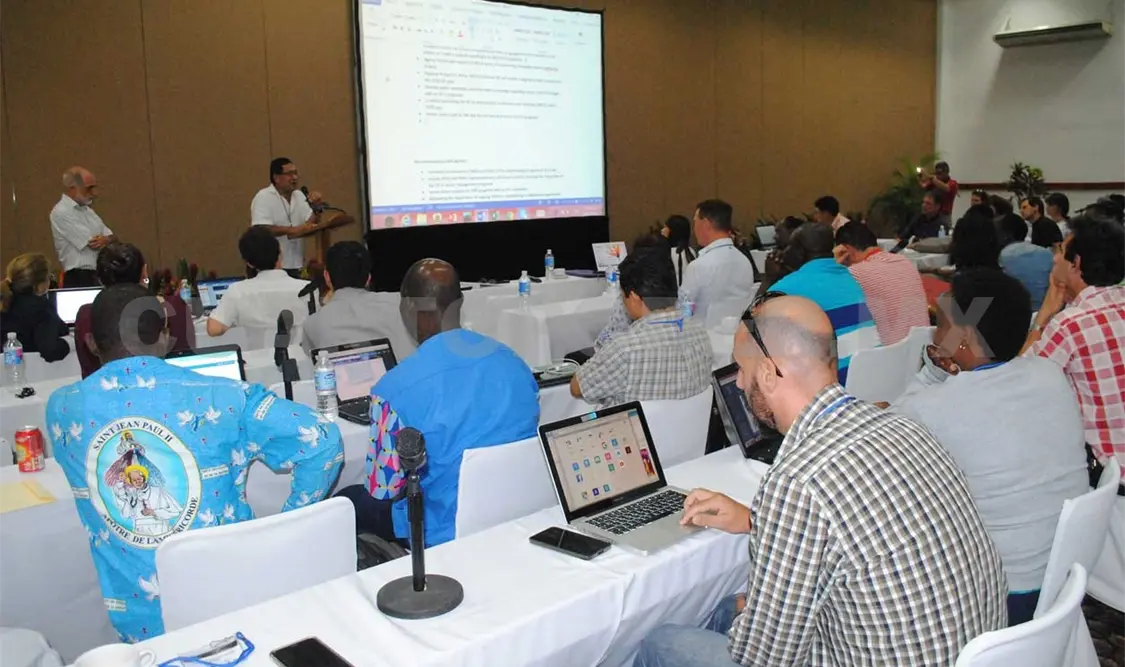 Formalizan propuesta para utilizar moscos estériles