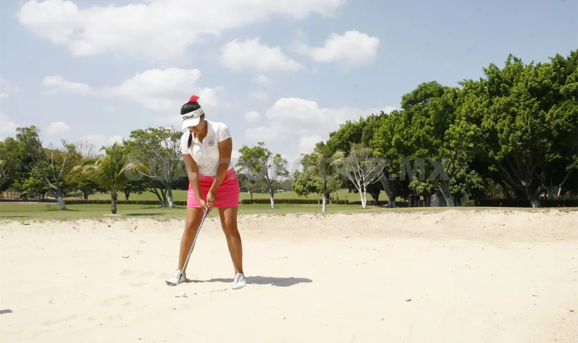 Balcázar, una de las mejores exponentes del Golf en Chiapas, tiene dos eventos importantes este año. Guillermo Ramos / CP