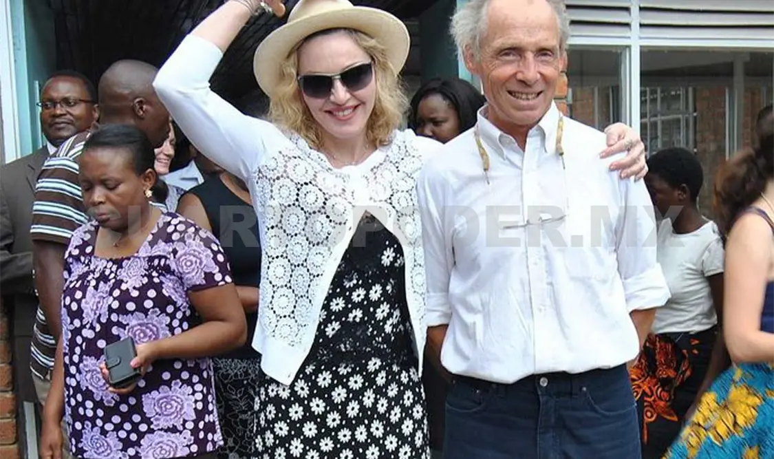 Madonna visita hospital en Malaui