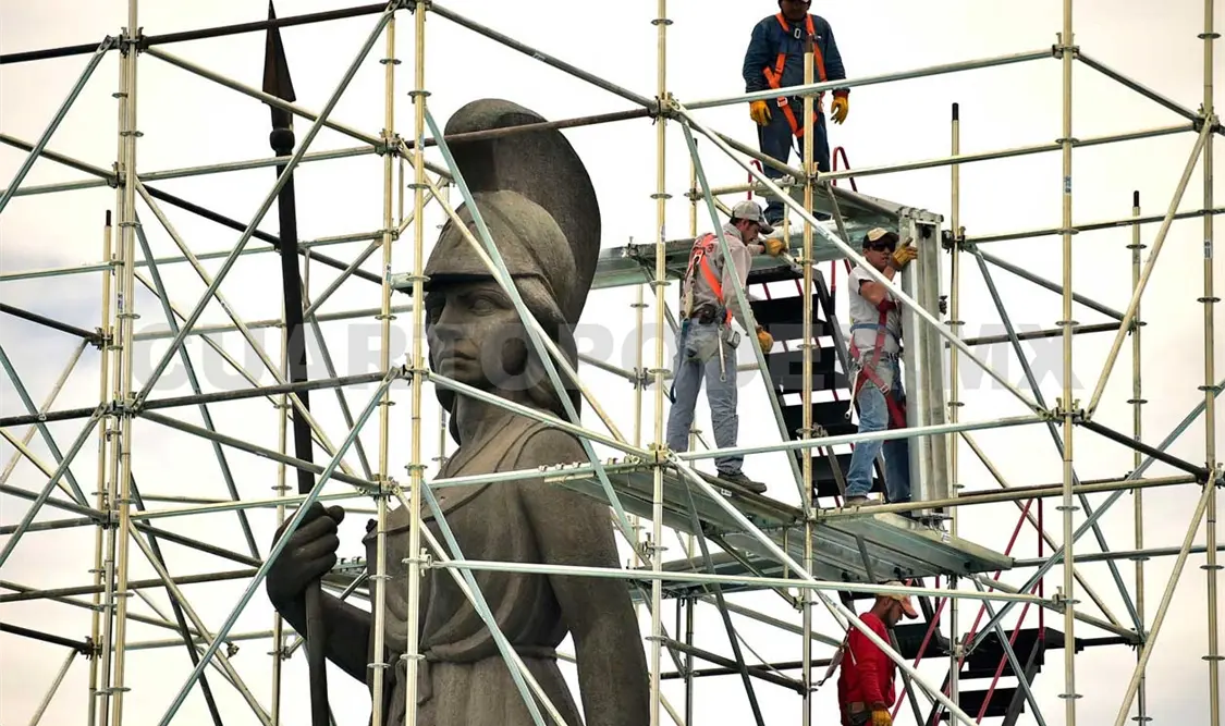 Polémica restauración de la Minerva