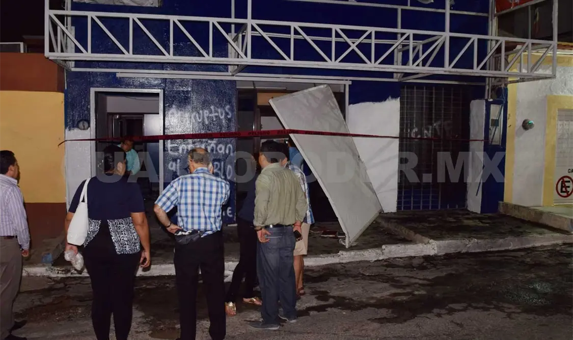 Vandalizan sede estatal del PAN