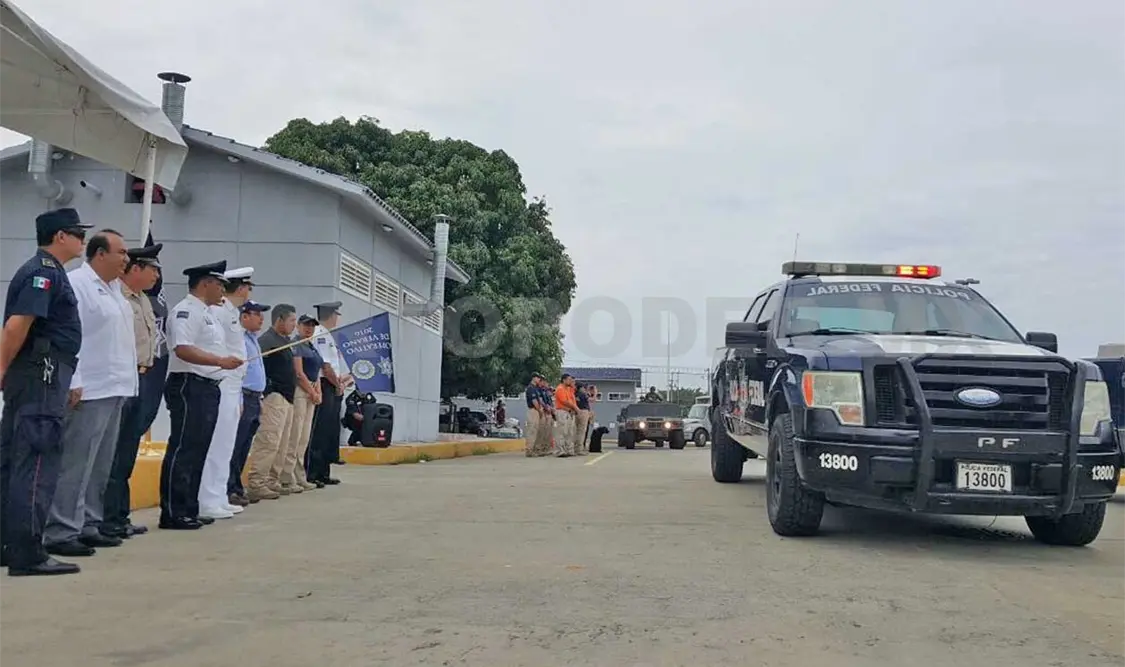 Se dio el banderazo de salida al personal que trabaja en operativos esta temporada vacacional. Rafael Victorio / CP