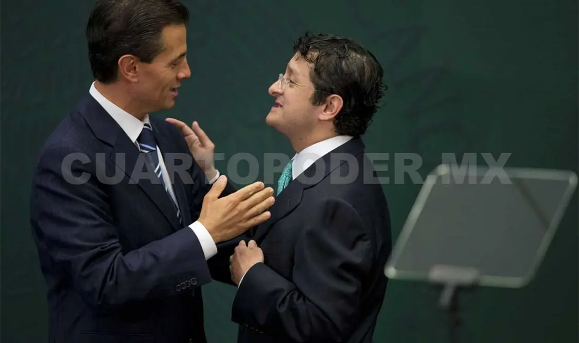 Andrade renuncia a Función Pública