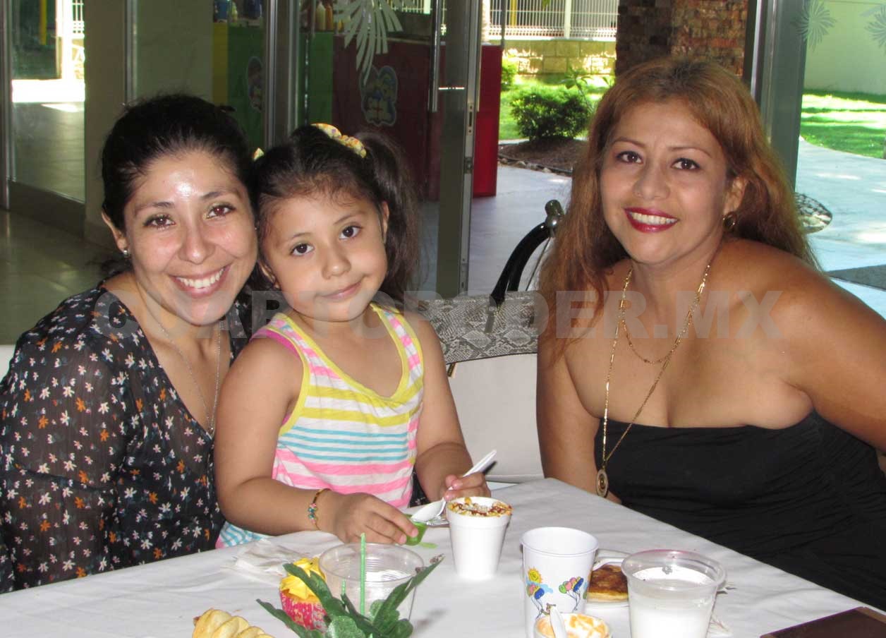 Divertida fiesta para Nicole