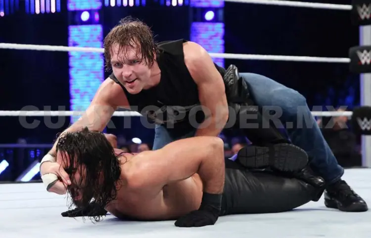 Dean Ambrose vence a Seth Rollins