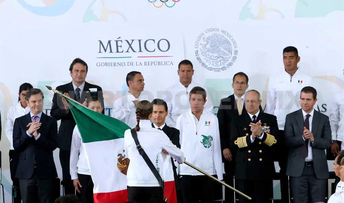 Abanderan delegación mexicana para Río 2016