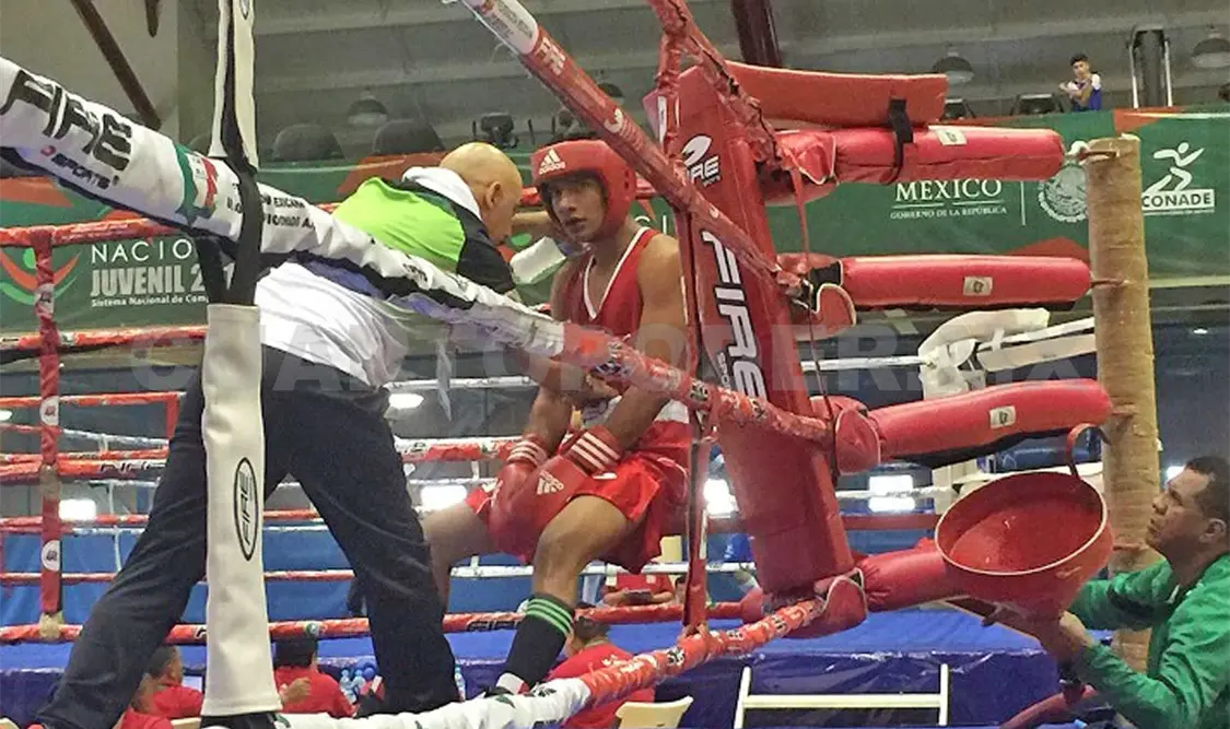 Kevin Indili Cigarroa logró su pase a las semifinales tras vencer a Juan Cázares de Coahuila. Cortesía