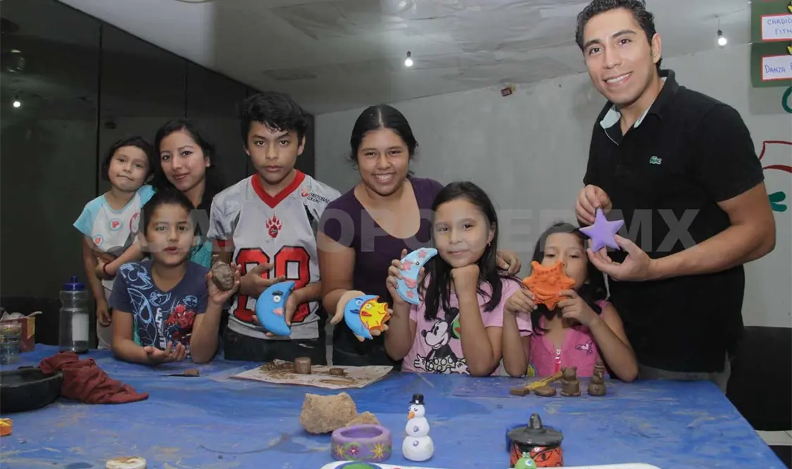 Apertura cerca de 100 talleres