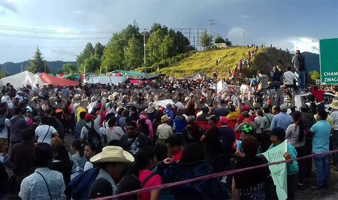 Marchan para pedir destitución de Cancino